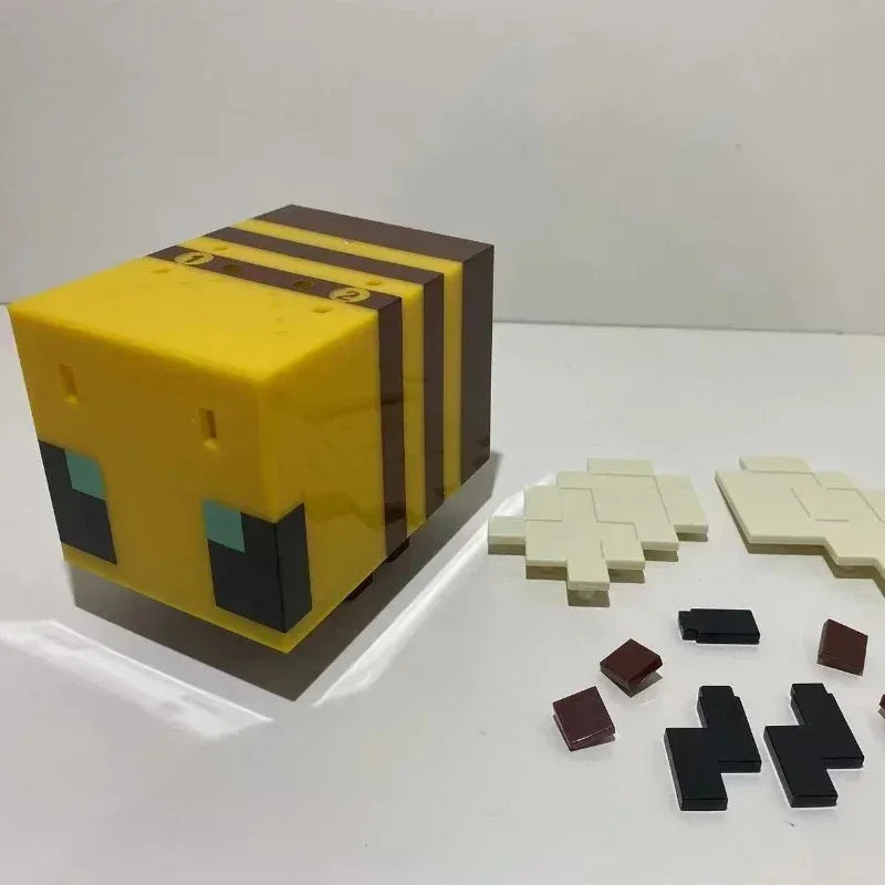 Minecraft-Inspired Bee Night Light – Creative LED Home Decor